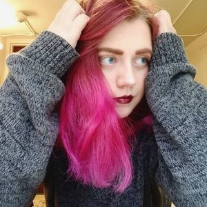 Meet your Posher, Jj